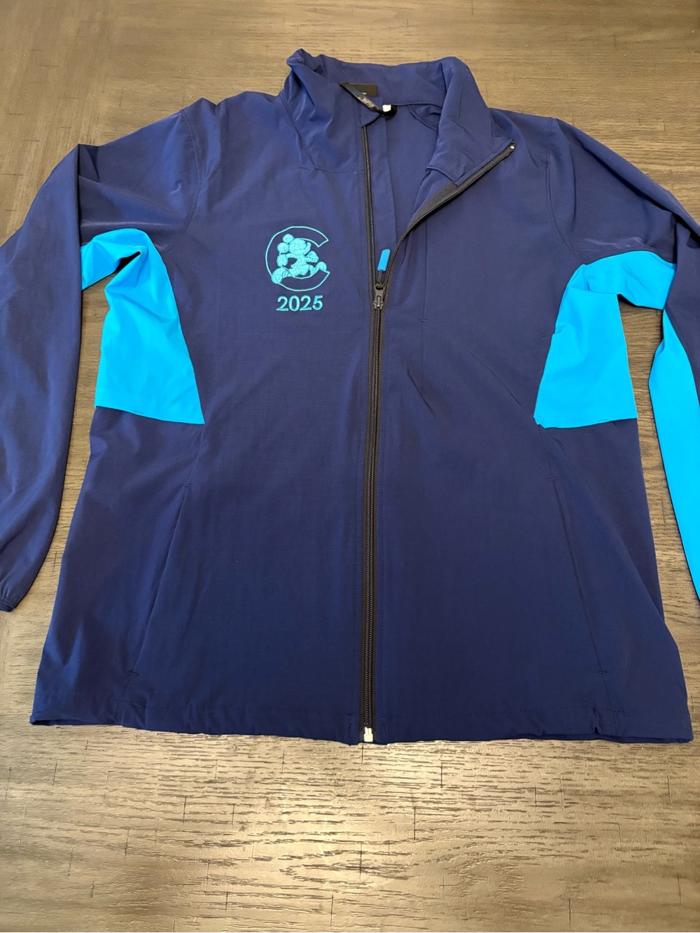 Club runDisney 2025 Exclusive Member Jacket - Women's Medium